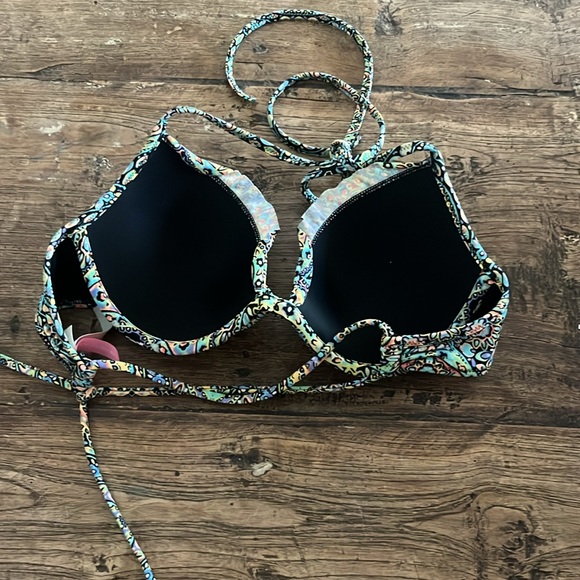 Victoria Secret colorful turquoise padded bikini top - Picture 2 of 4